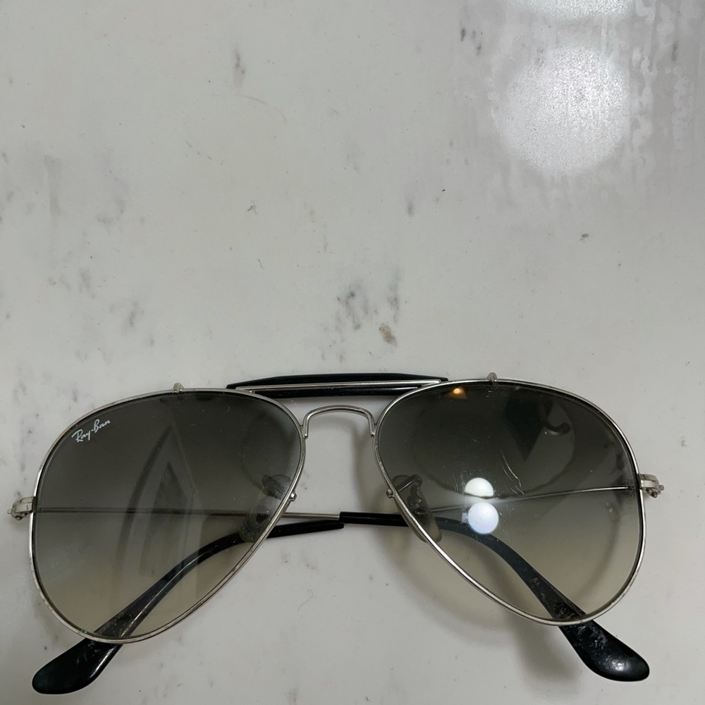 Ray ban aviators